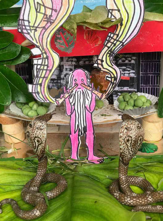 Maitre Joseph, 2022, sculpture en boite avec éclairage intégré, sans vitre, 40 x 38 x 30 cm